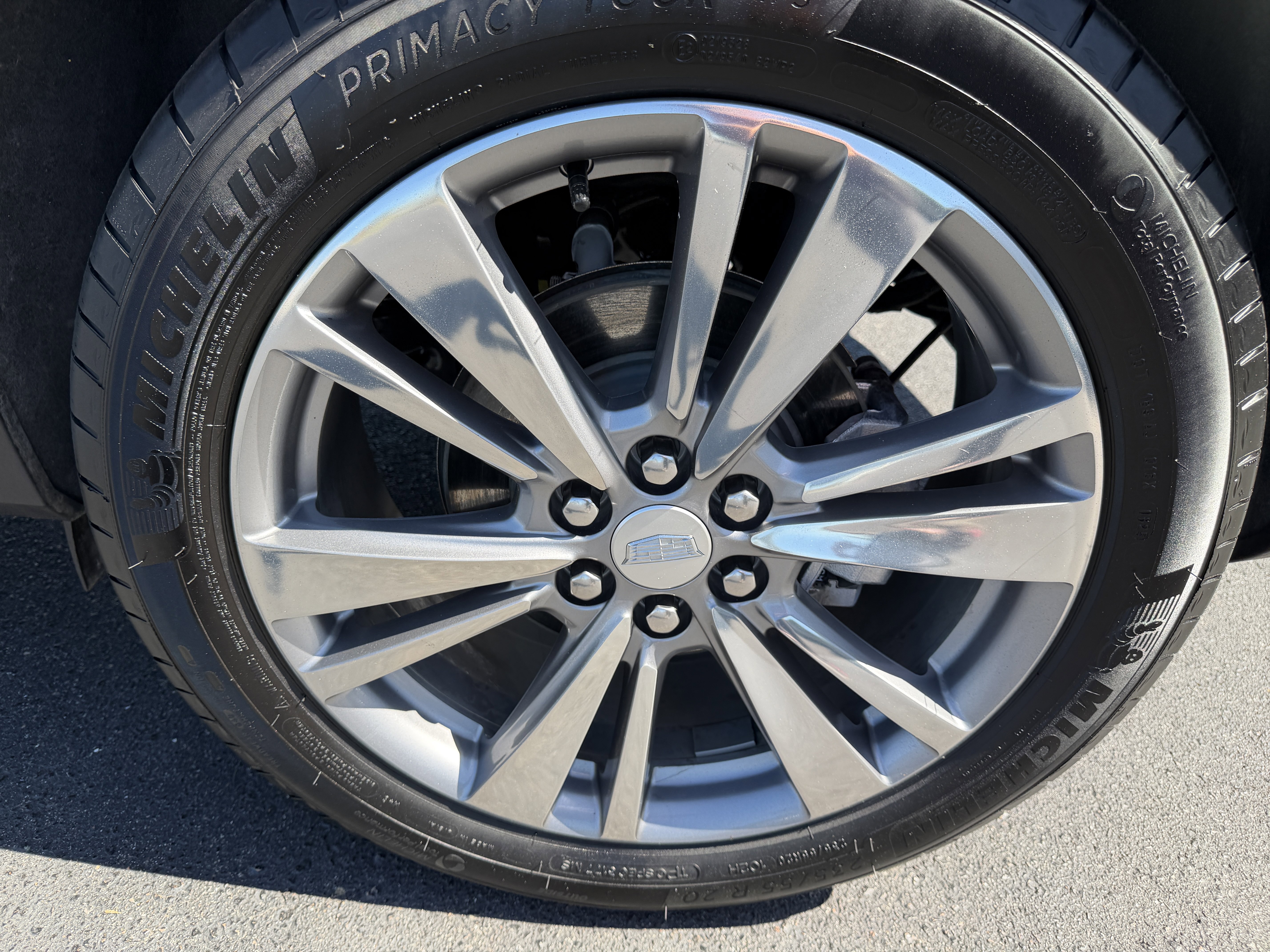 Certified 2025 Cadillac XT5 Premium Luxury AWD/4WD image 33