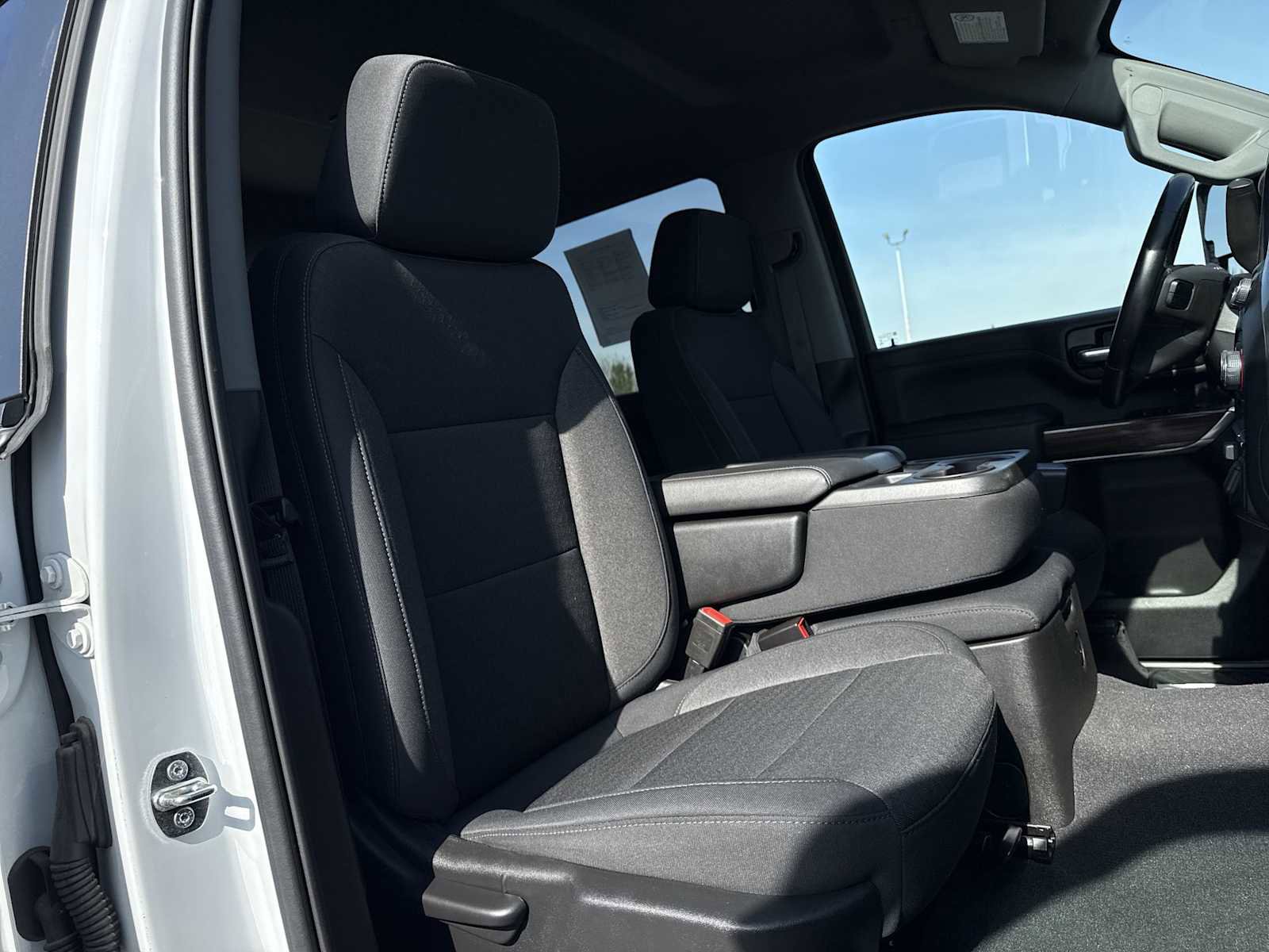 Certified 2022 Chevrolet Silverado 2500 LT w/ Convenience Package AWD/4WD image 23
