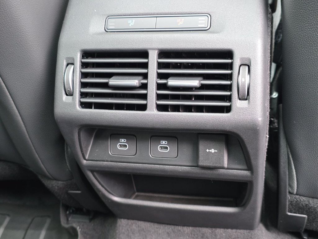 New 2025 Land Rover Discovery Sport S AWD/4WD image 20