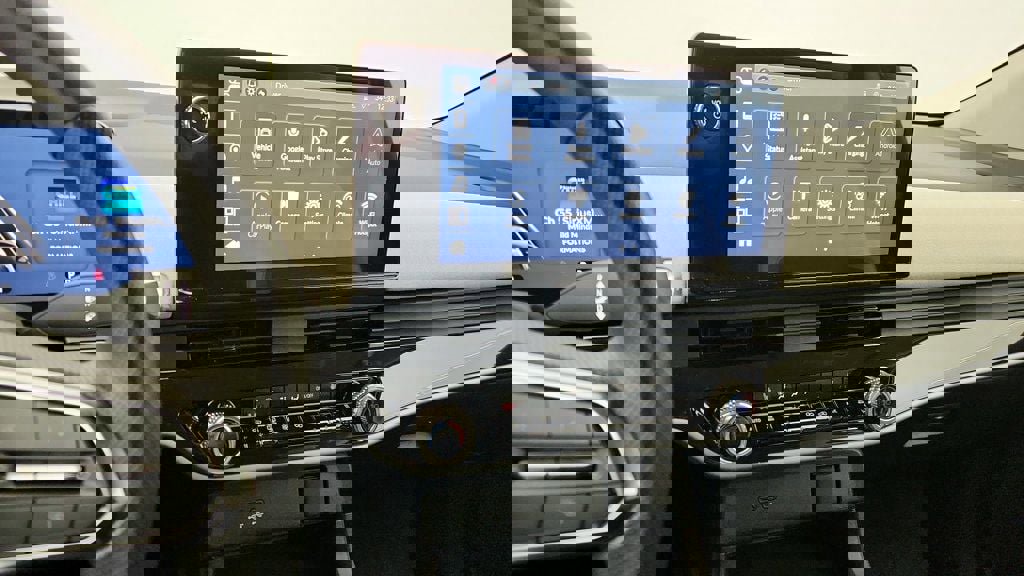 Used 2025 Honda Prologue EX image 17