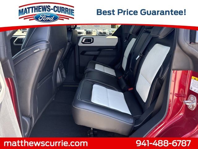 New 2026 Ford Bronco Outer Banks w/ Sasquatch Package AWD/4WD image 12