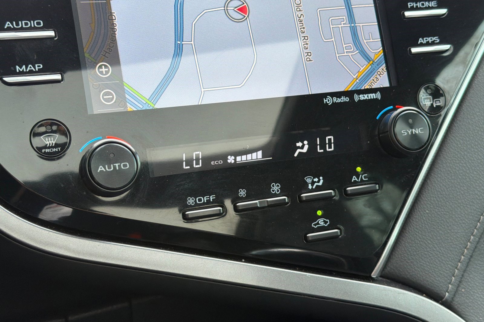 Used 2018 Toyota Camry XSE w/ Driver Assist Package image 26