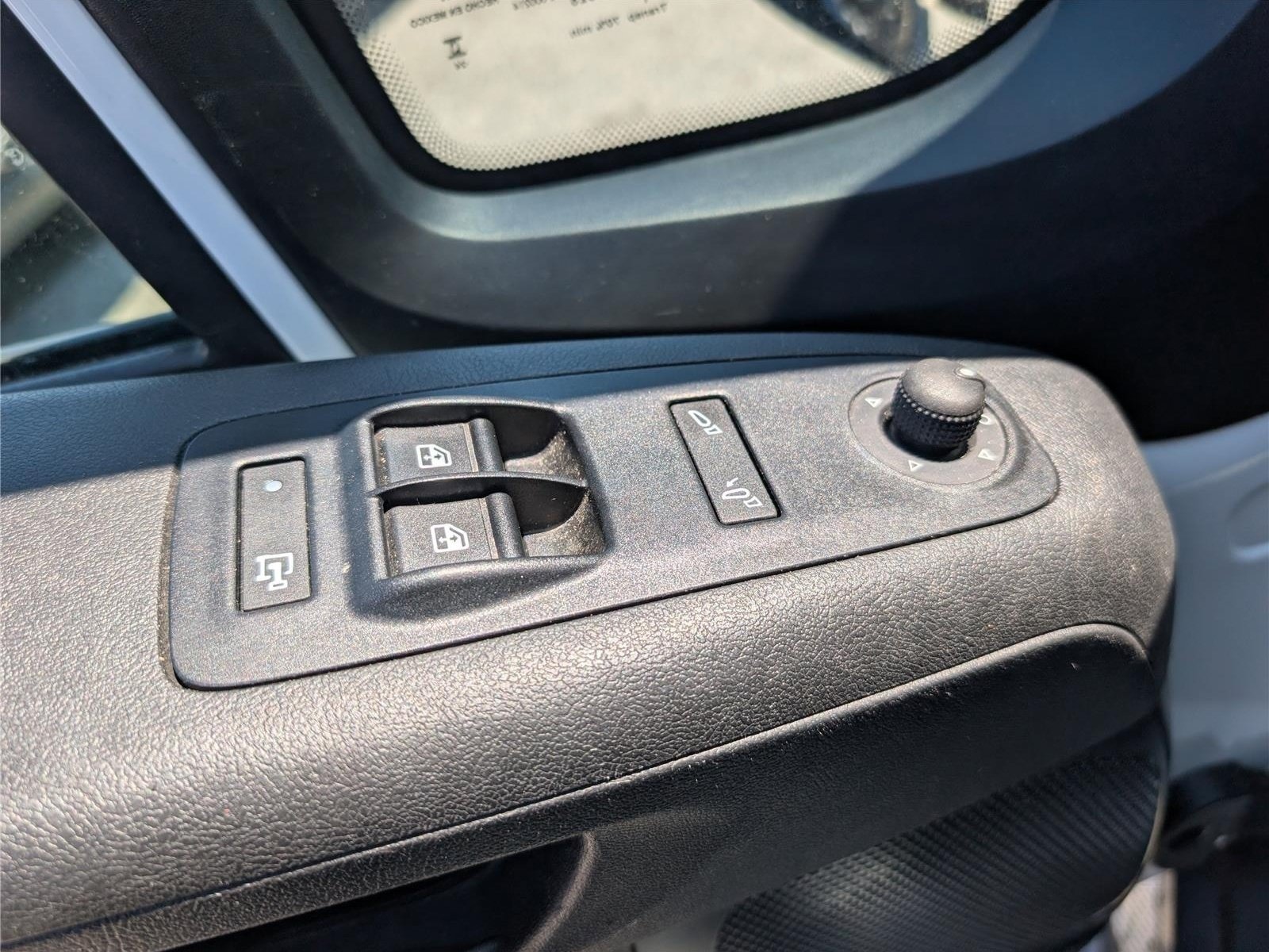 Used 2024 RAM ProMaster 2500 w/ Convenience Group FWD image 17