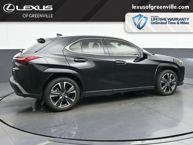 Used 2025 Lexus UX 300h FWD image 8