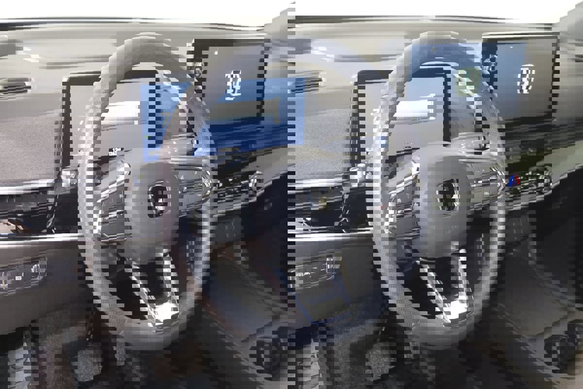 Used 2024 Honda Prologue EX image 6