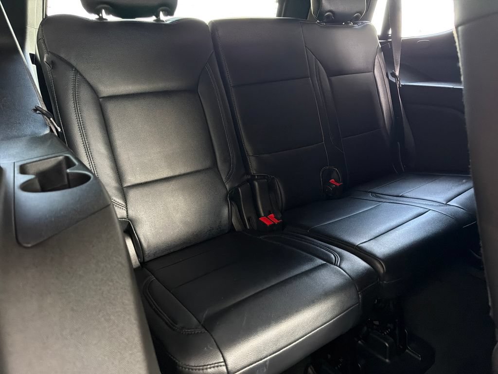 Used 2022 GMC Yukon SLE w/ Gmc Pro Safety Plus Package AWD/4WD image 34
