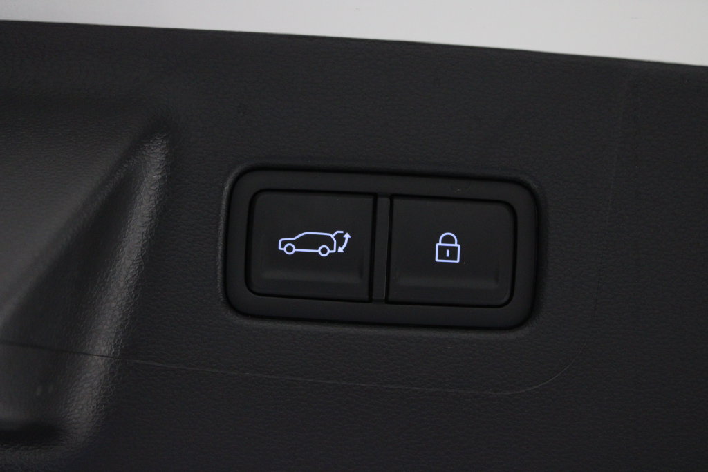 Certified 2027 Hyundai Santa Fe SEL FWD image 19