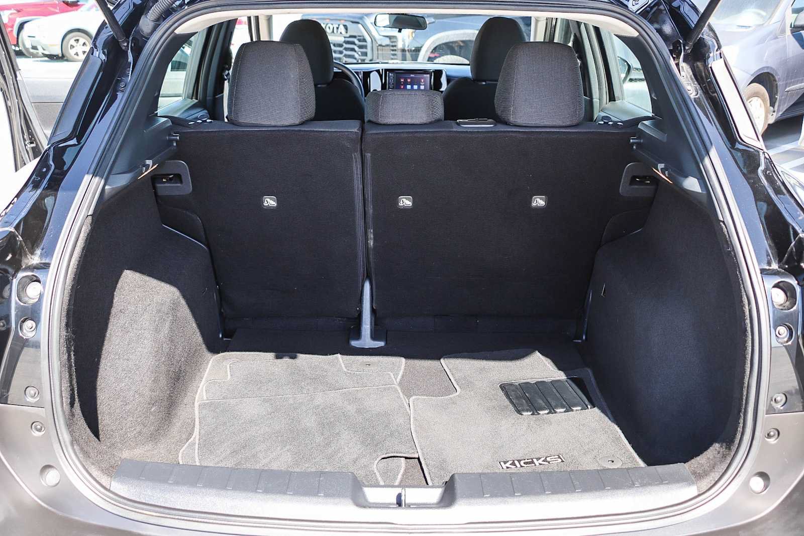 Used 2025 Nissan Kicks S FWD image 25
