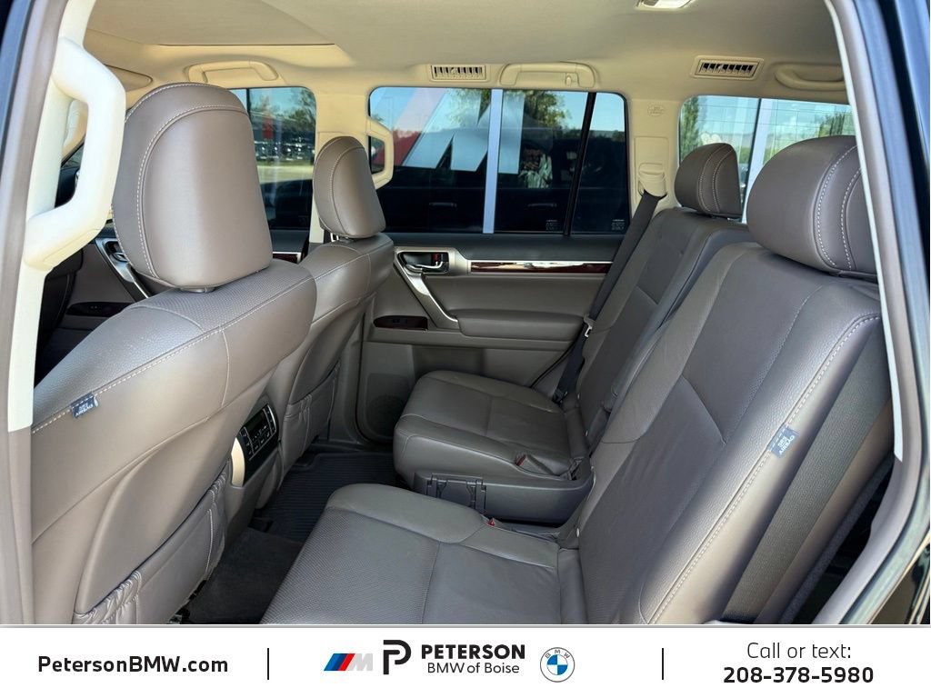 Used 2018 Lexus GX 460 Premium AWD/4WD image 16