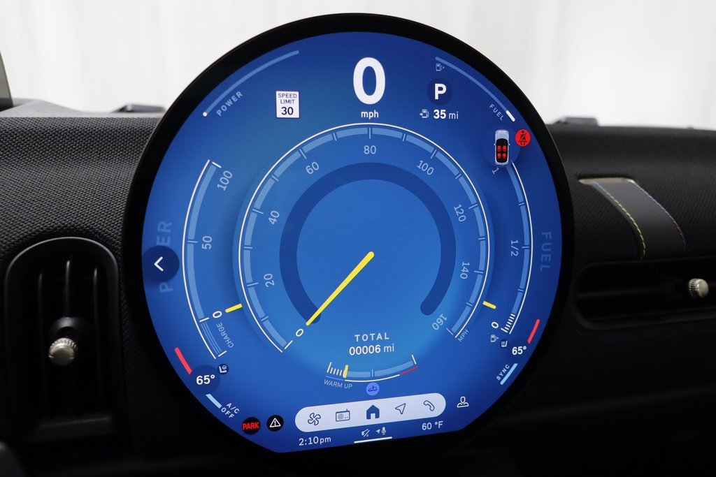 New 2026 MINI Cooper 2-Door Hardtop image 8