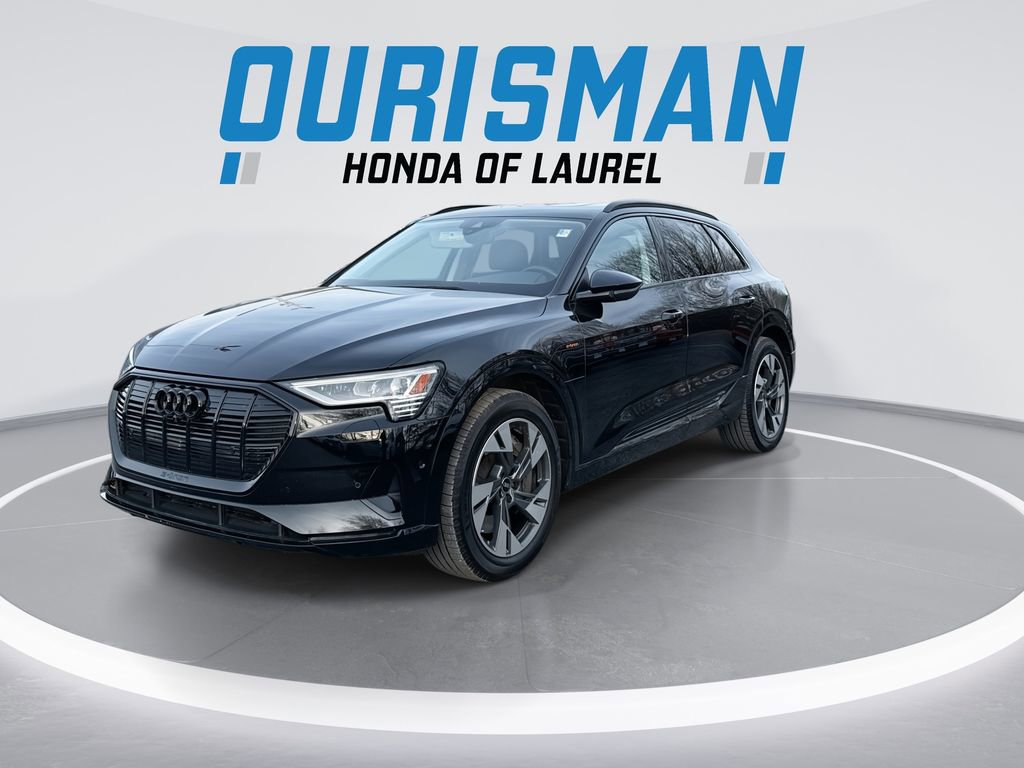 Used 2023 Audi e-tron Premium image 4