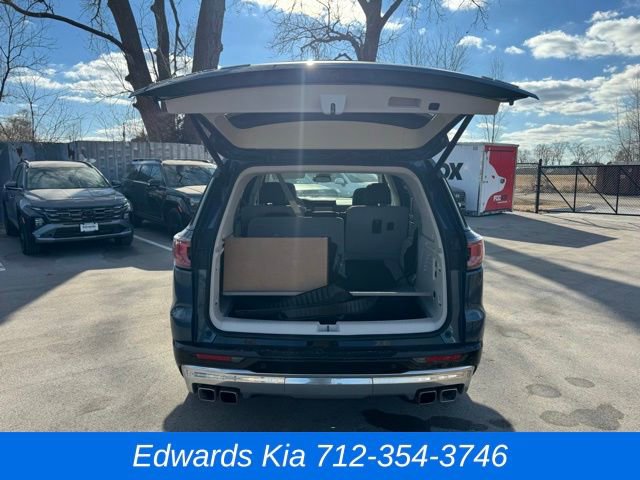 Used 2025 GMC Acadia Denali w/ LPO, Floor Liner Package image 8