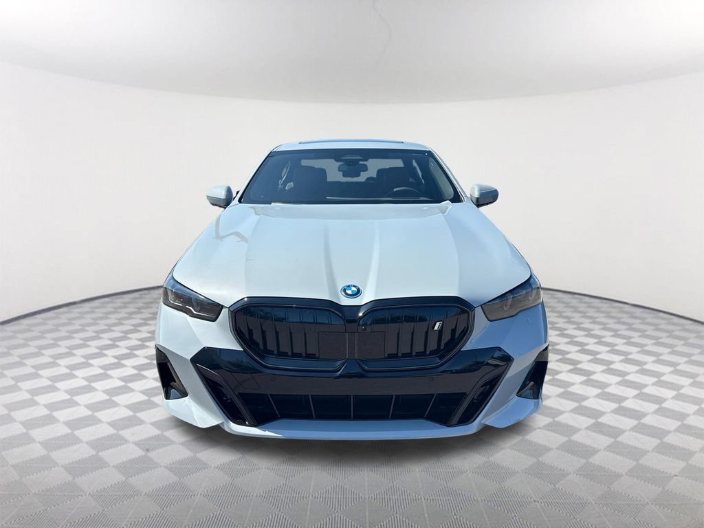 New 2027 BMW i5 M60 w/ M Sport Package AWD/4WD image 2