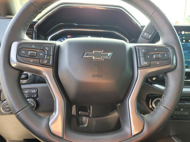 Used 2025 Chevrolet Silverado 2500 High Country w/ Midnight Edition image 32