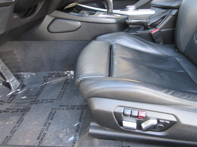 Used 2016 BMW M235i Coupe w/ Technology Package image 21