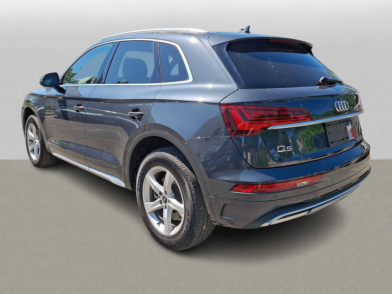 Used 2024 Audi Q5 2.0T Premium AWD/4WD image 28