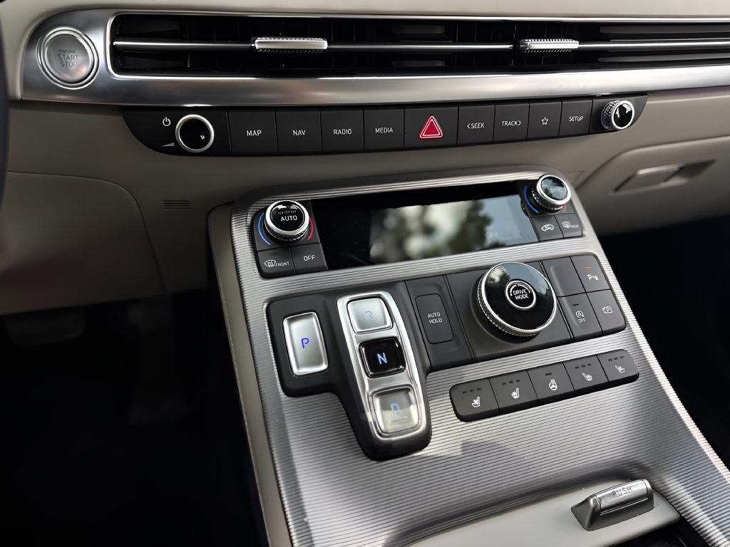 Used 2024 Hyundai Palisade Calligraphy FWD image 8