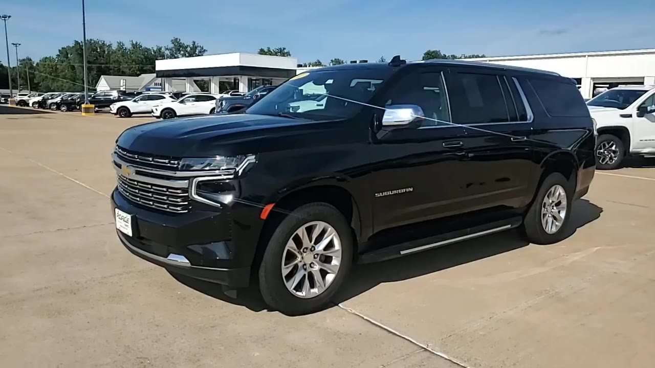 Used 2021 Chevrolet Suburban Premier w/ Premium Package AWD/4WD image 5