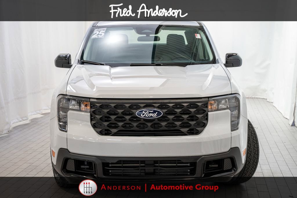 Used 2025 Ford Maverick XLT w/ XLT Luxury Package AWD/4WD image 2