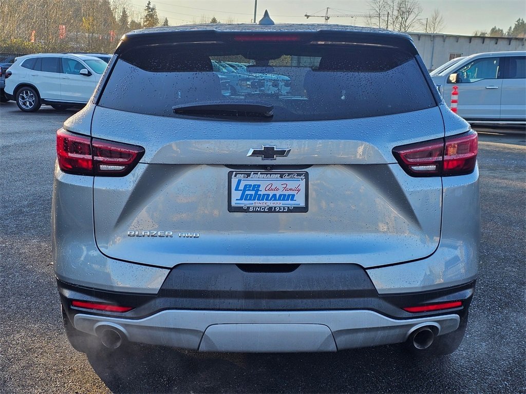 Used 2023 Chevrolet Blazer LT w/ Driver Confidence Package image 6