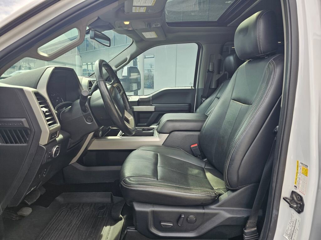 Used 2020 Ford F250 Lariat w/ Lariat Ultimate Package AWD/4WD image 22