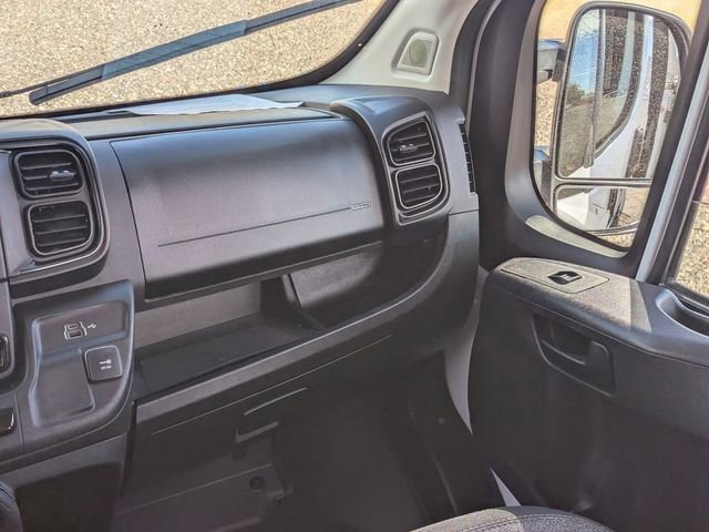 Used 2024 RAM ProMaster 2500 w/ Convenience Group image 17