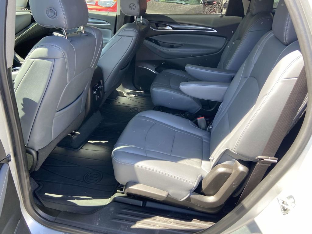 Used 2020 Buick Enclave Essence w/ Sport Touring Edition image 23