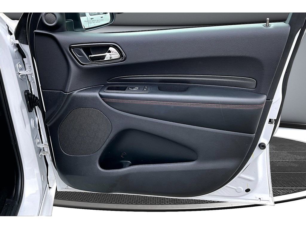 Certified 2025 Dodge Durango GT image 21