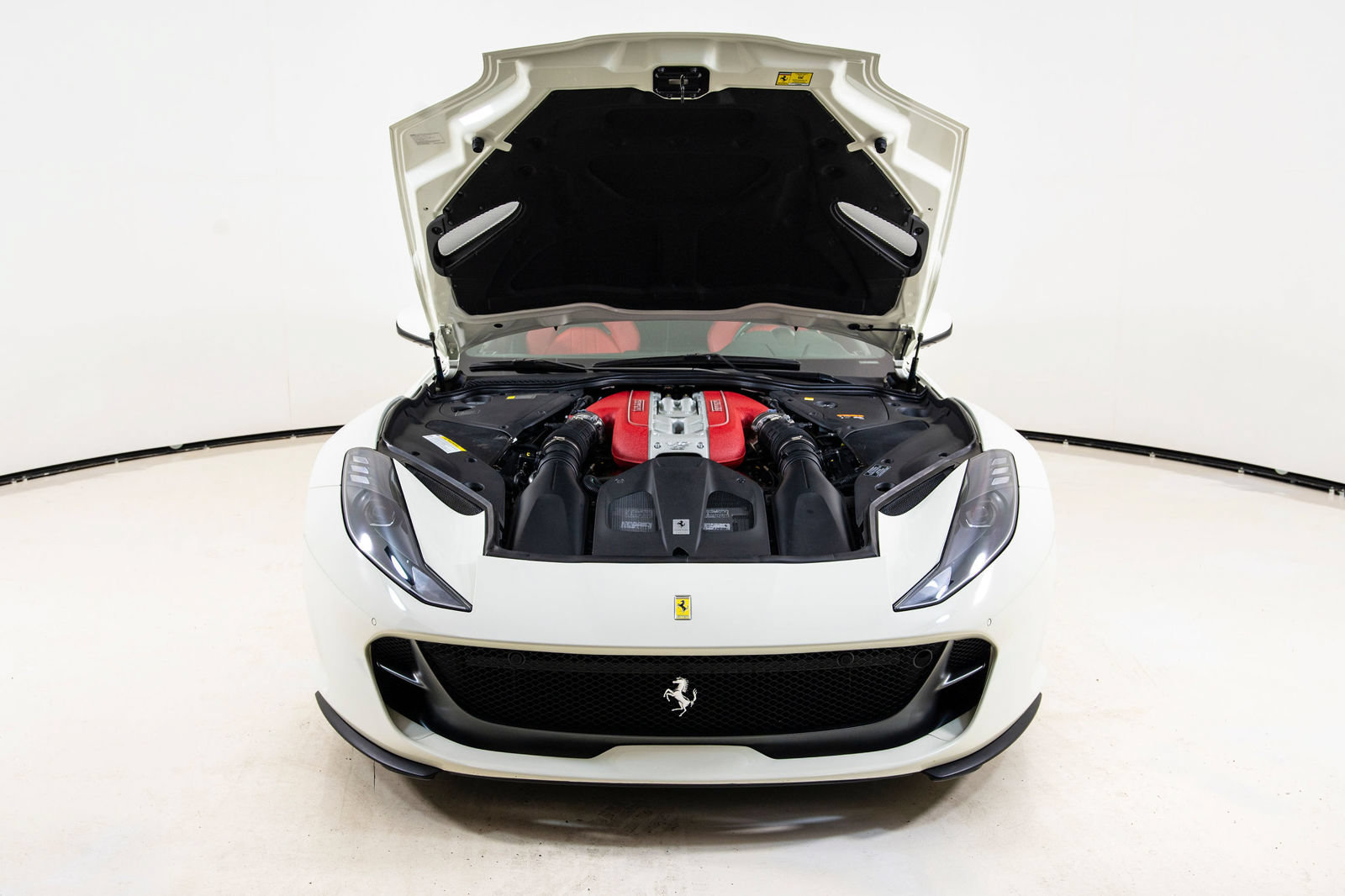 Certified 2019 Ferrari 812 Superfast RWD image 27