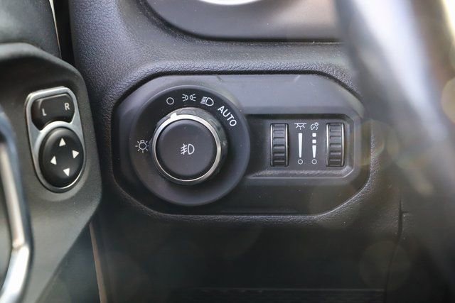 Used 2021 Jeep Wrangler Sport S image 27