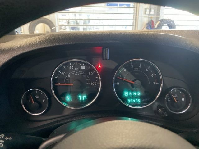 Used 2012 Jeep Wrangler Sport AWD/4WD image 13