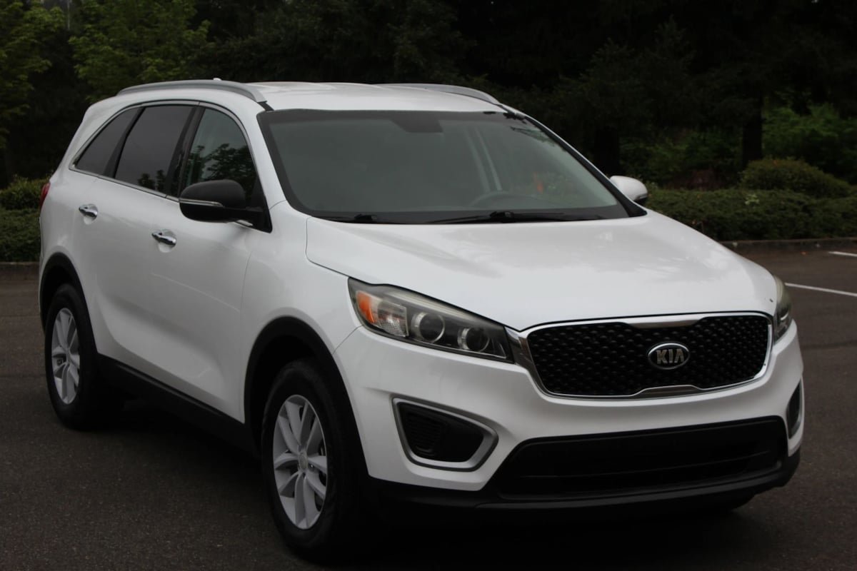 Used 2018 Kia Sorento FWD image 7