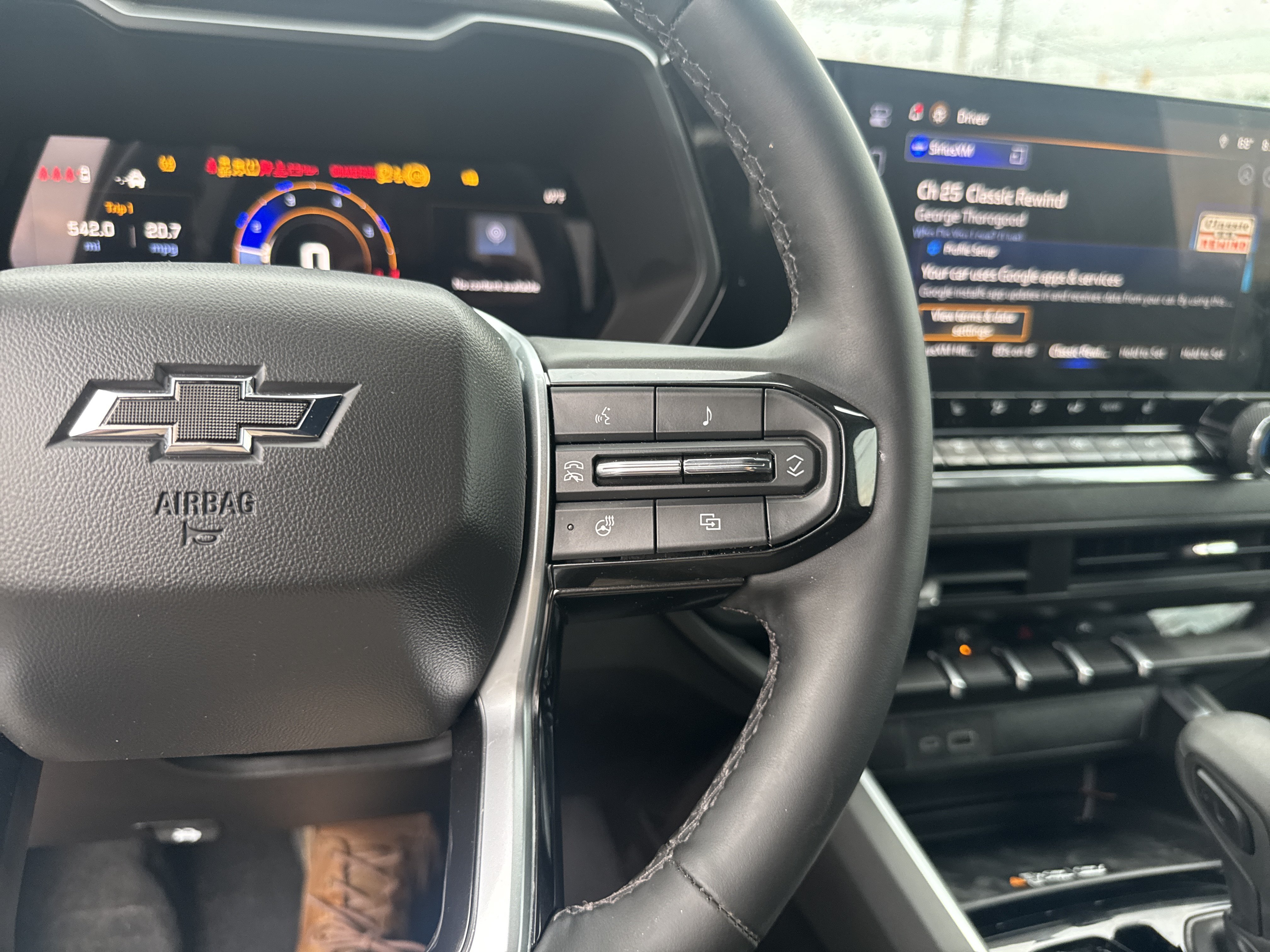 Used 2025 Chevrolet Colorado Trail Boss AWD/4WD image 19