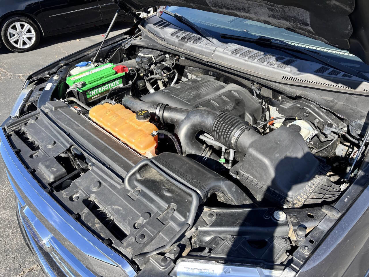 Used 2016 Ford F150 Lariat w/ Equipment Group 502A Luxury image 9