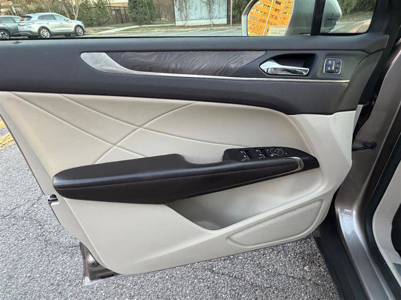 Used 2018 Lincoln MKC Reserve w/ Lincoln MKC Climate Package image 37