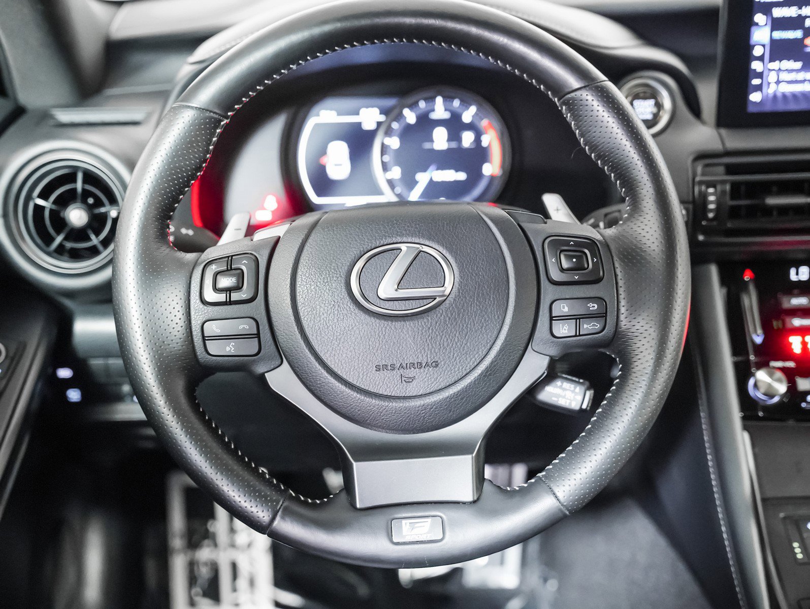 Used 2024 Lexus IS 350 F Sport w/ Navigation Package image 15