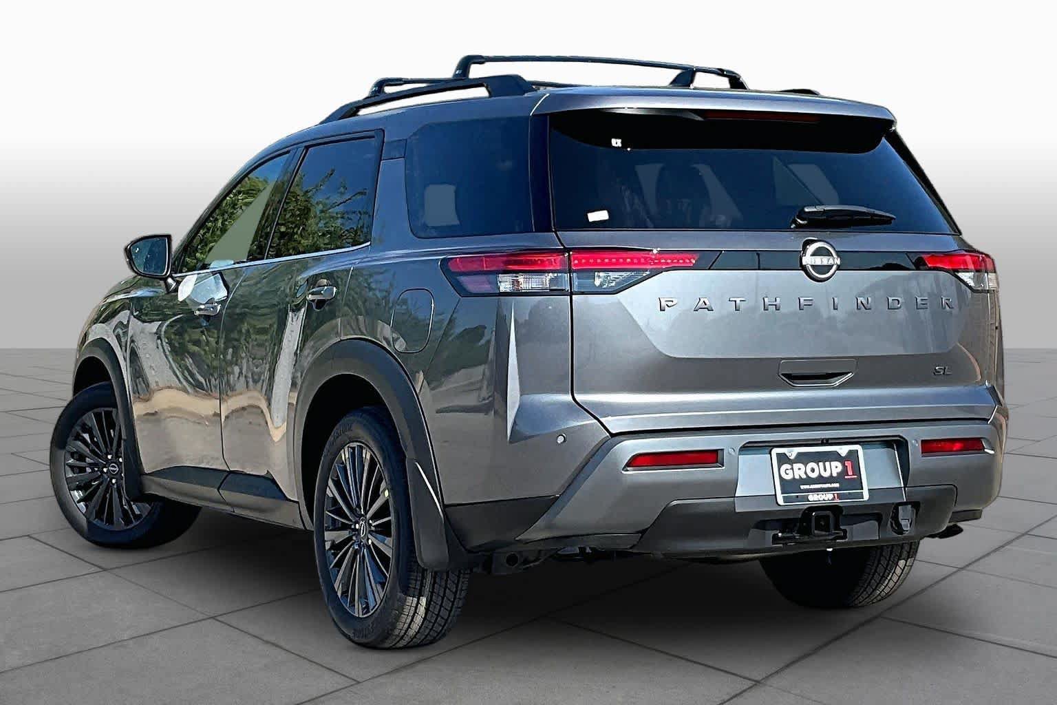 New 2026 Nissan Pathfinder SL FWD image 7