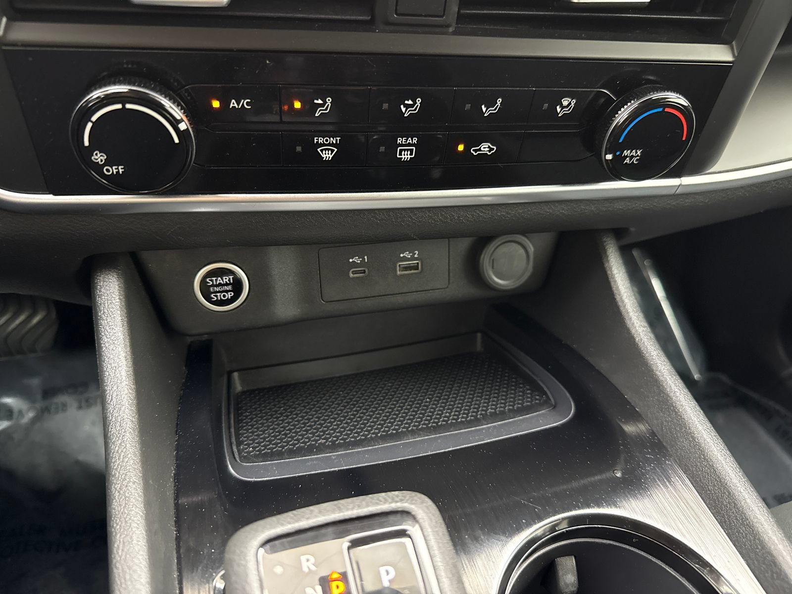 Used 2023 Nissan Rogue S FWD image 28