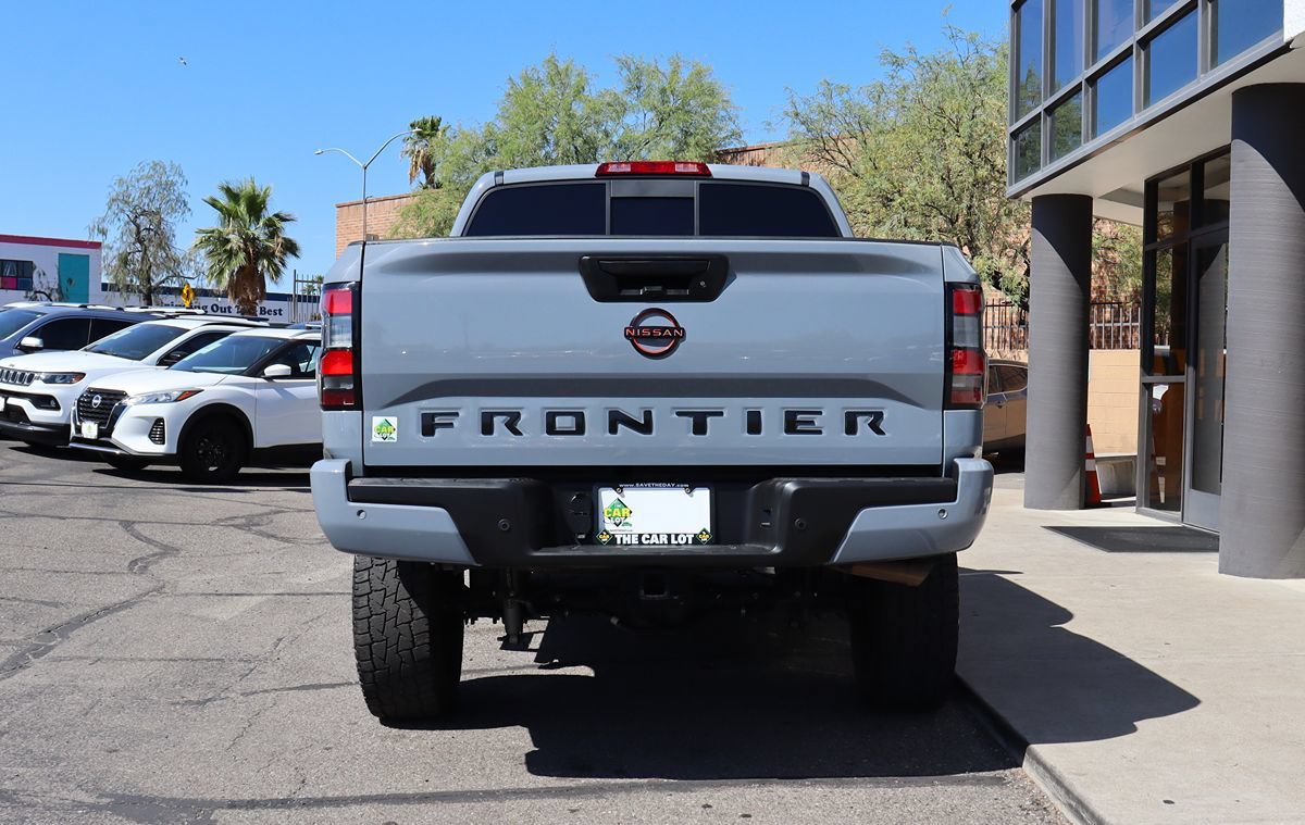 Used 2022 Nissan Frontier Pro-X RWD image 12