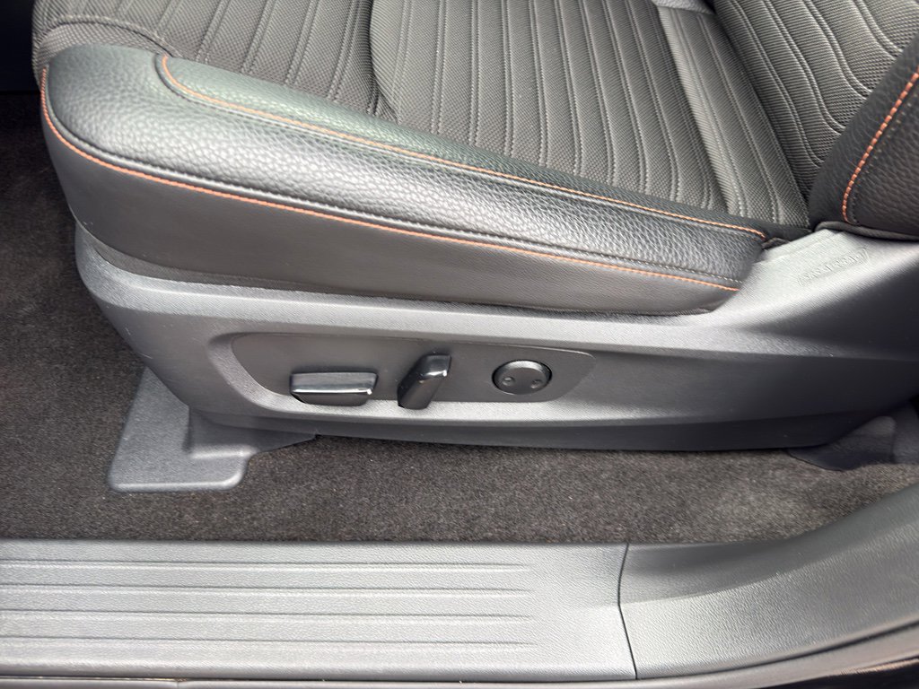 Certified 2025 Nissan Pathfinder Rock Creek image 15