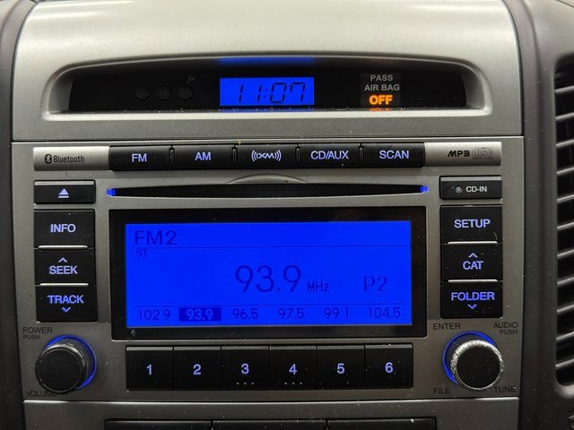 Used 2010 Hyundai Santa Fe SE image 17