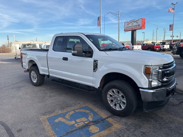 Used 2020 Ford F250 XLT image 2