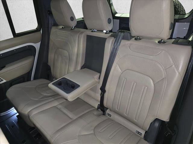Used 2020 Land Rover Defender 110 HSE image 14