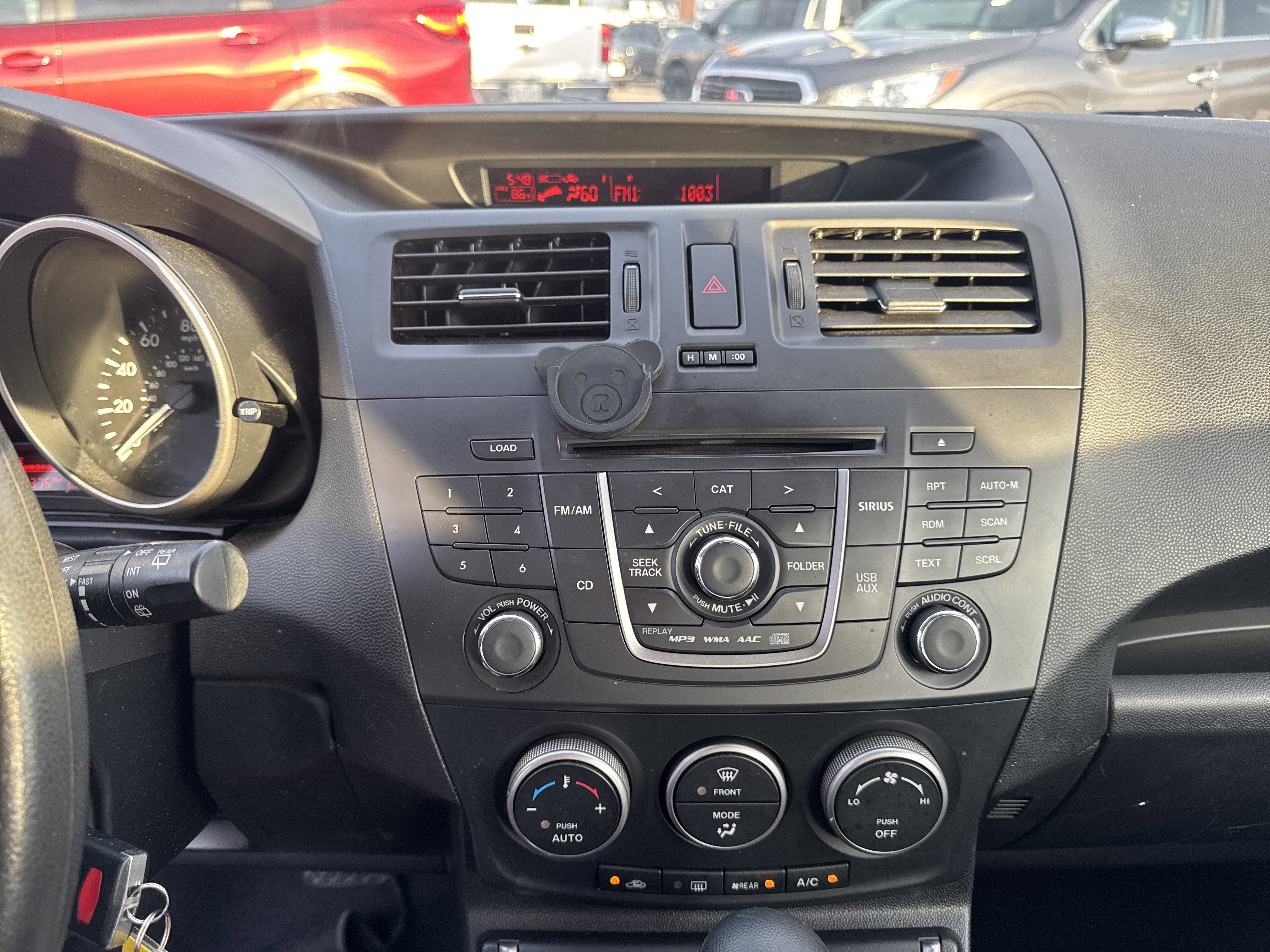 Used 2015 MAZDA MAZDA5 Sport image 18