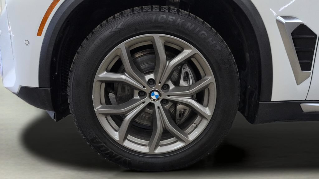 Used 2024 BMW X5 xDrive40i AWD/4WD image 31