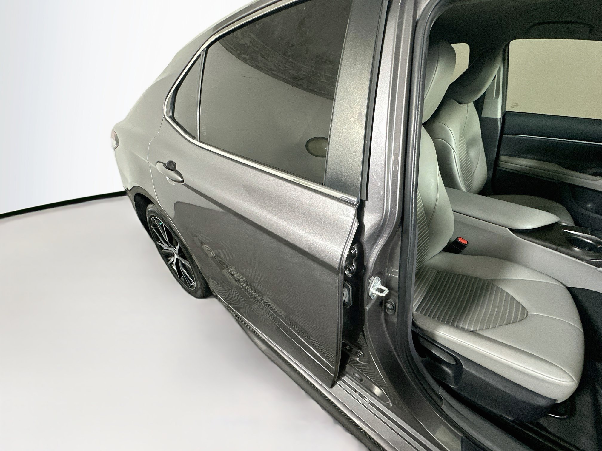 Used 2023 Toyota Camry SE FWD image 27