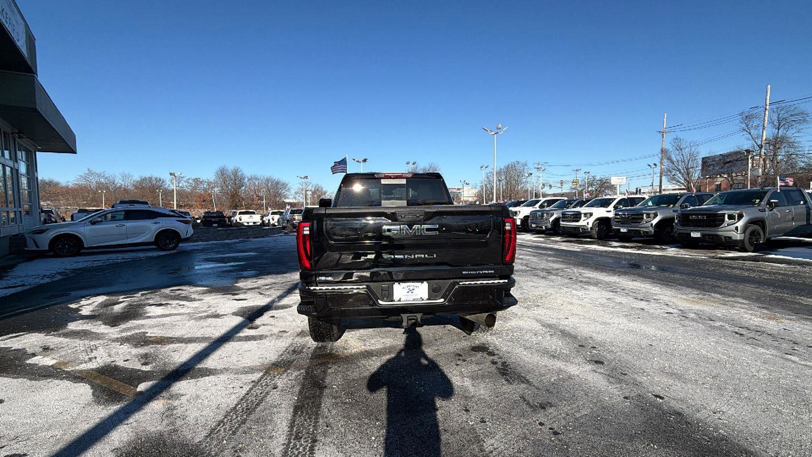 Used 2024 GMC Sierra 2500 Denali Ultimate w/ Snow Plow Prep/Camper Package image 6