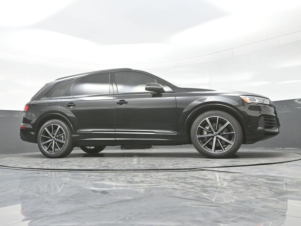 Used 2022 Audi Q7 3.0T Prestige AWD/4WD image 32