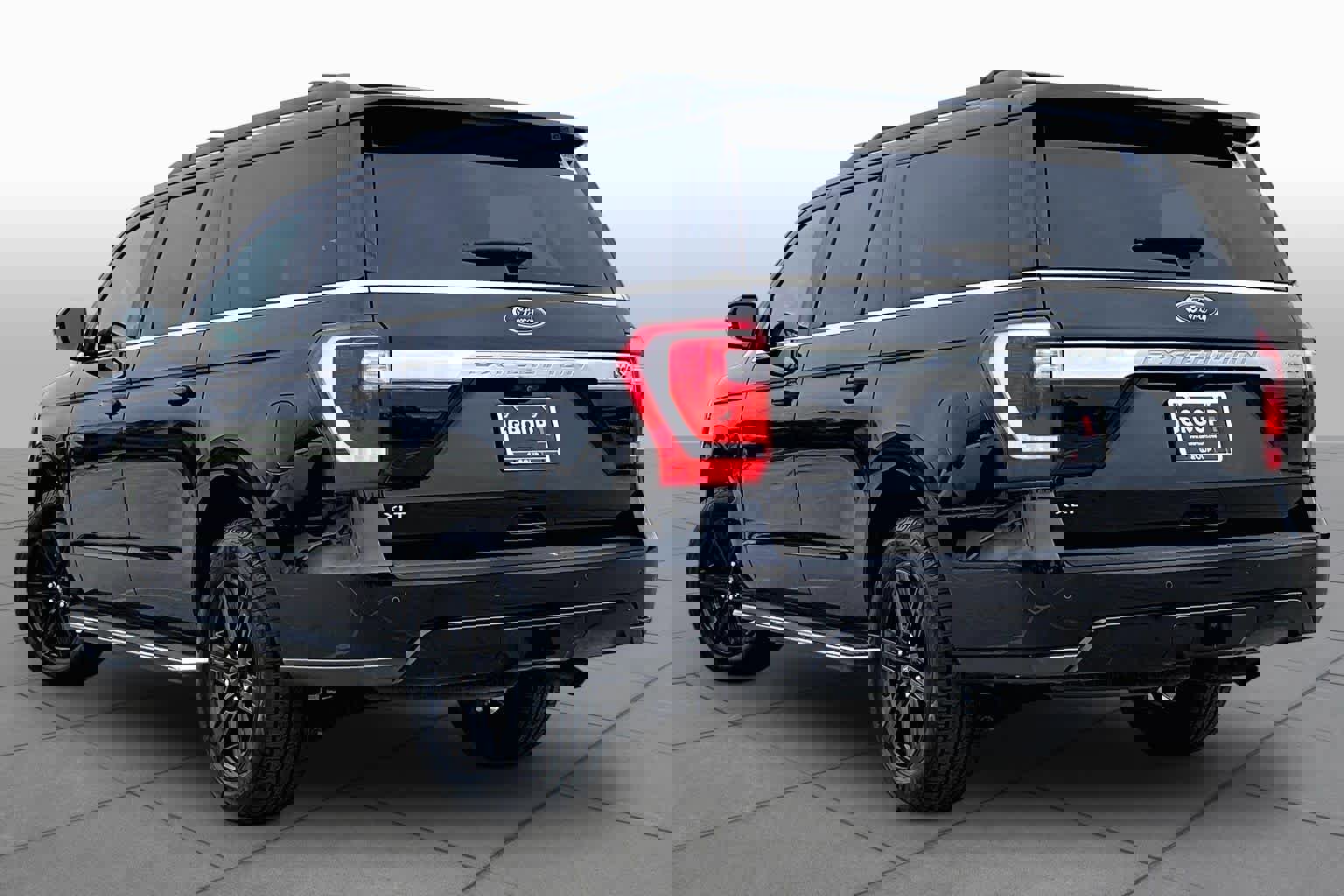 Used 2021 Ford Expedition Max XLT RWD image 12