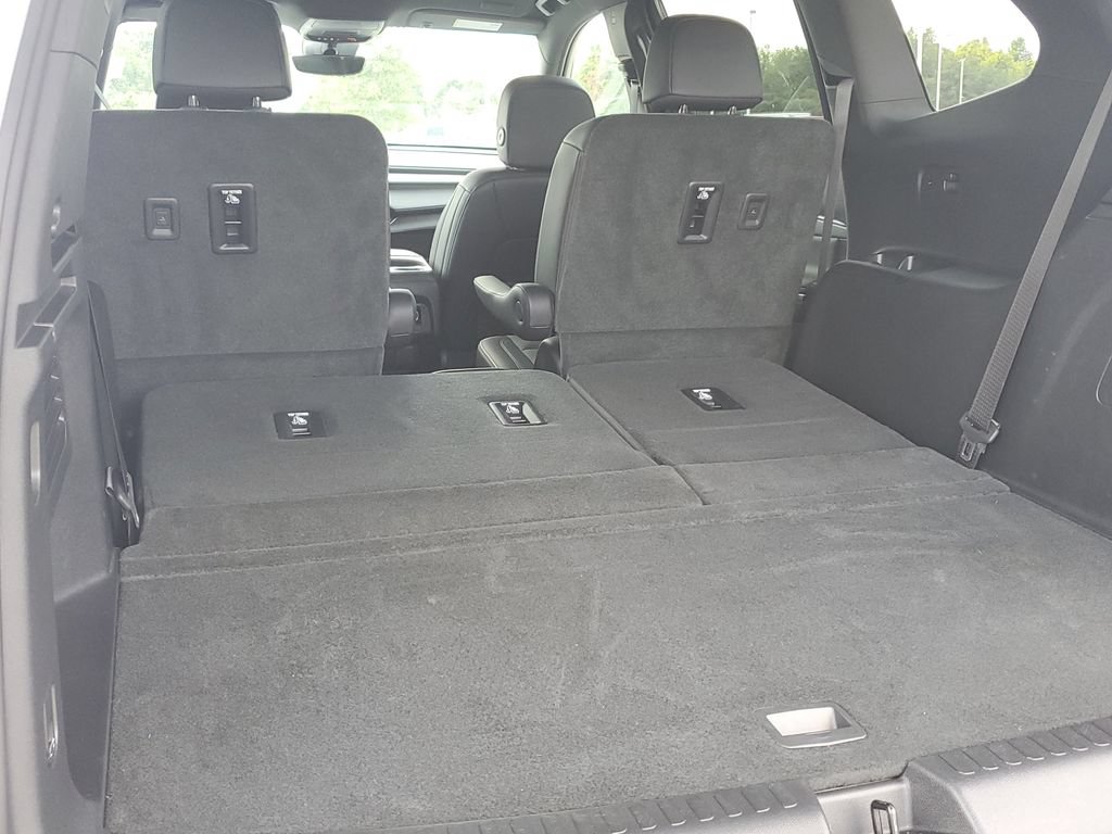 Used 2026 Buick Enclave Preferred w/ Power Package AWD/4WD image 35